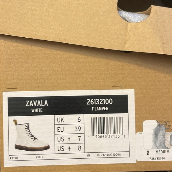 NWT White Doc Martens - Picture 6 of 6